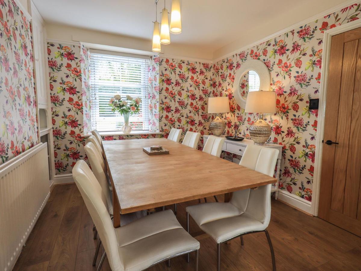 Newby Bridge House Villa Esterno foto