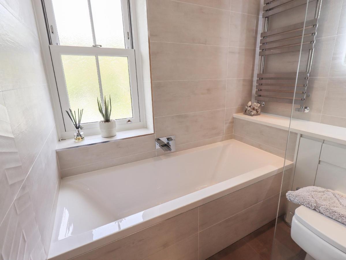 Newby Bridge House Villa Esterno foto